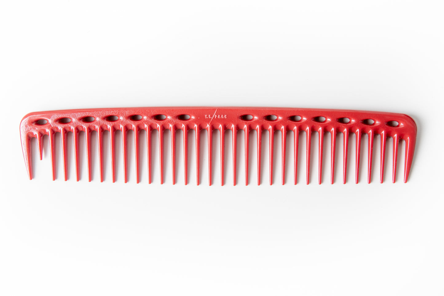 YS Park 402 Cutting comb